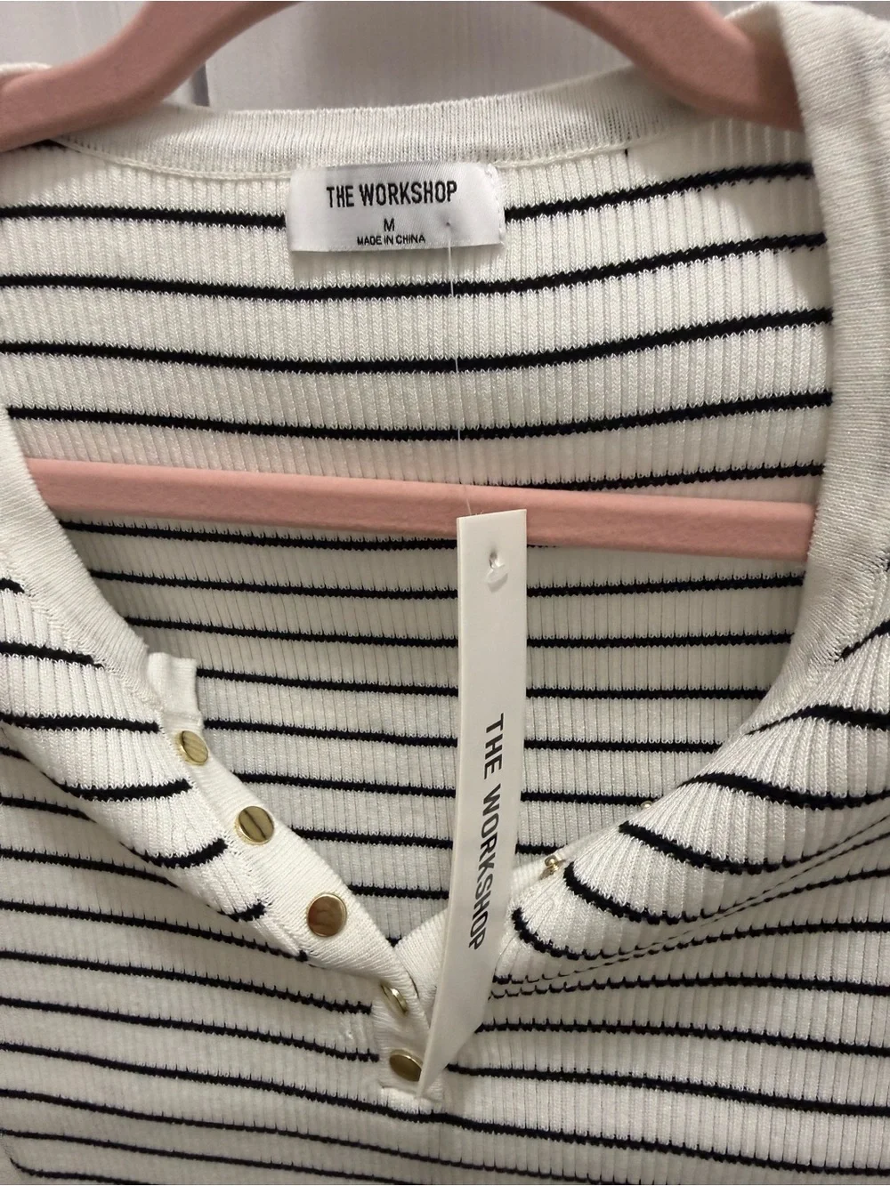 Super cute The wood shop cropped ribbed Henley top